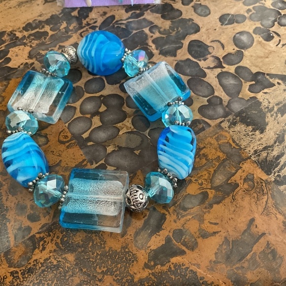 NWOT Hand blown blue glass beads hand made bracelet/earrings set - Picture 4 of 7
